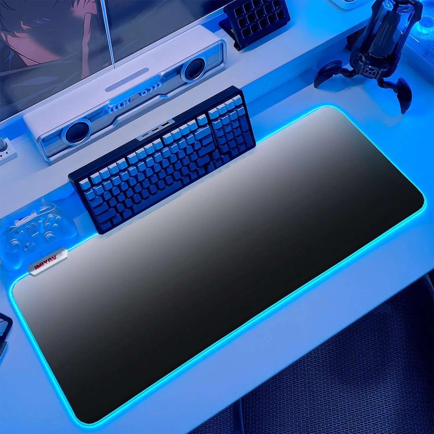 JMIYAV White Gaming Mouse Pad RGB Mousepad 31.5x12In Non-Slip Rubber Base Extra Large Cool XL XXL Computer Desk Pad Gaming Accessories Setup LED Light Up Big Mouse Pad for Gamer Black White Gradient