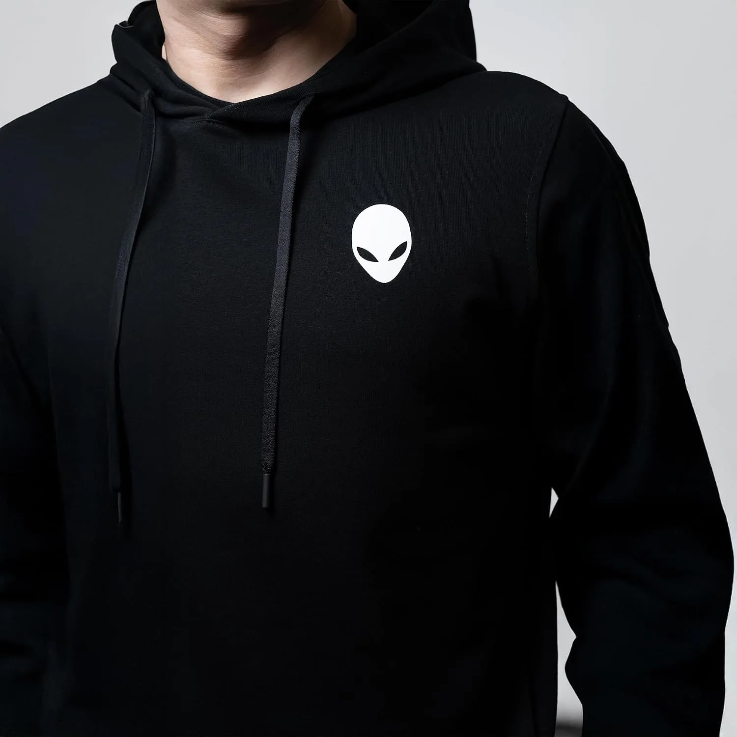 Targus Alienware Men’s Performance Pullover Hoodie