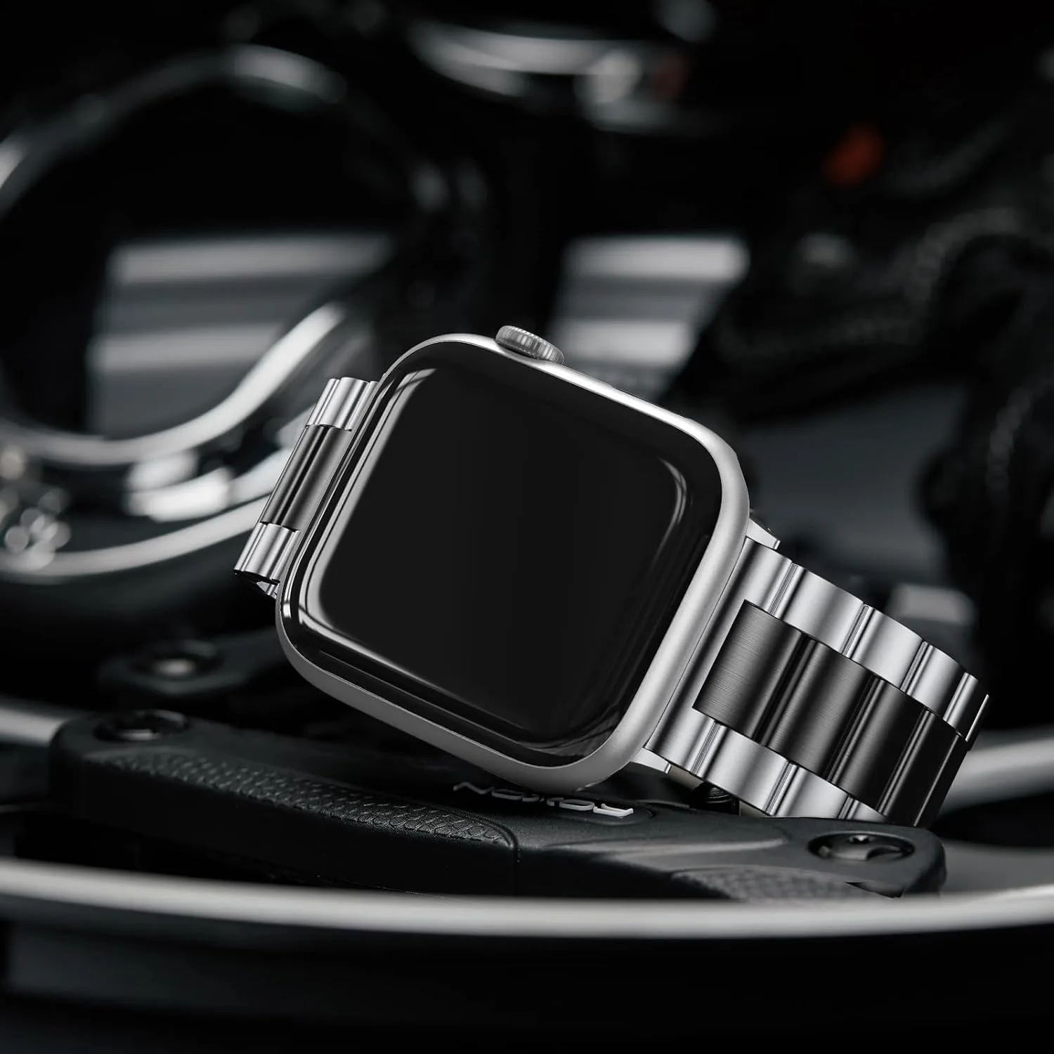 EPULY Compatible with Apple Watch Band 42mm 44mm 45mm 38mm 40mm 41mm, Business Stainless Steel Metal Wristband for iWatch SE & Series 7 6 5 4 3 2 for Men (Silver+Black, 45mm 44mm 42mm)