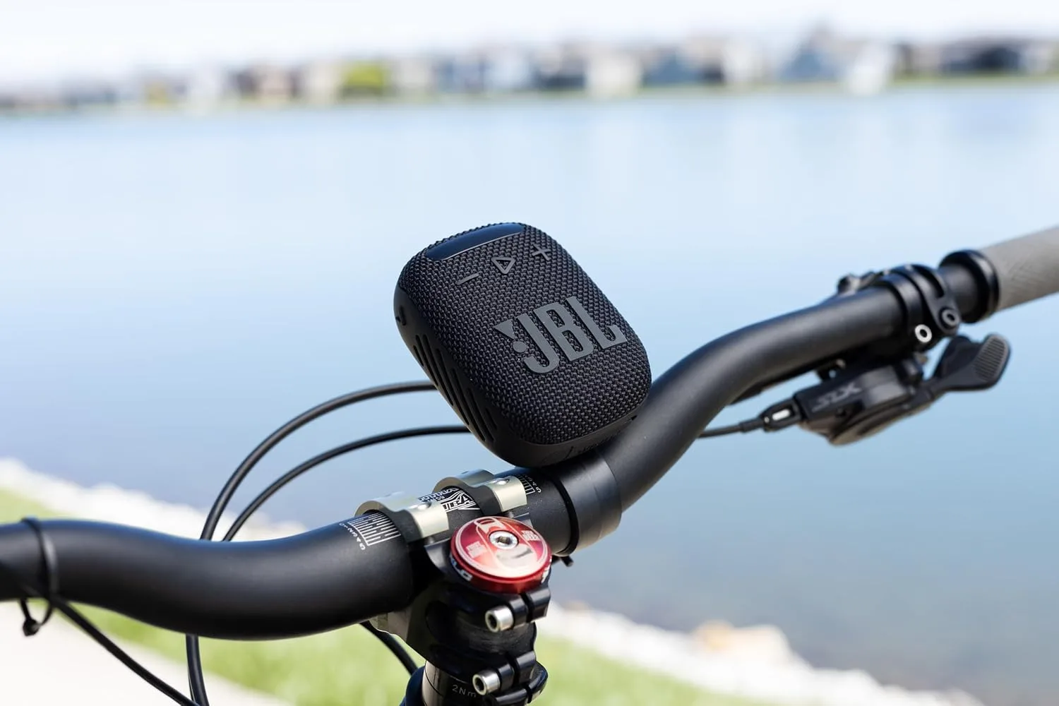 JBL Wind 3 S - Slim Handlebar Bluetooth Speaker, Black