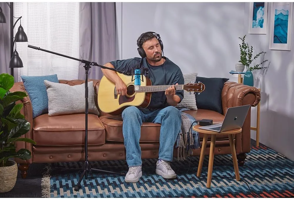 RØDE NT1 Signature Series Studio Condenser Microphone, Blue