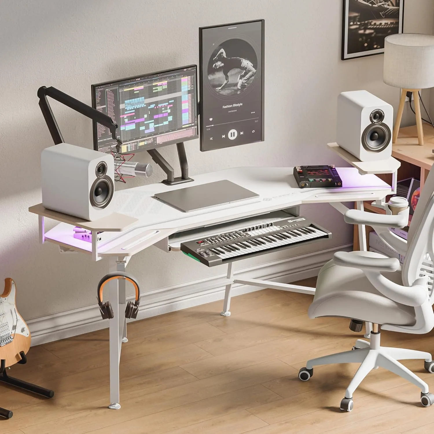 EUREKA ERGONOMIC Gaming Computer Desk, 72 Inch Wing-Shaped, Keyboard Tray