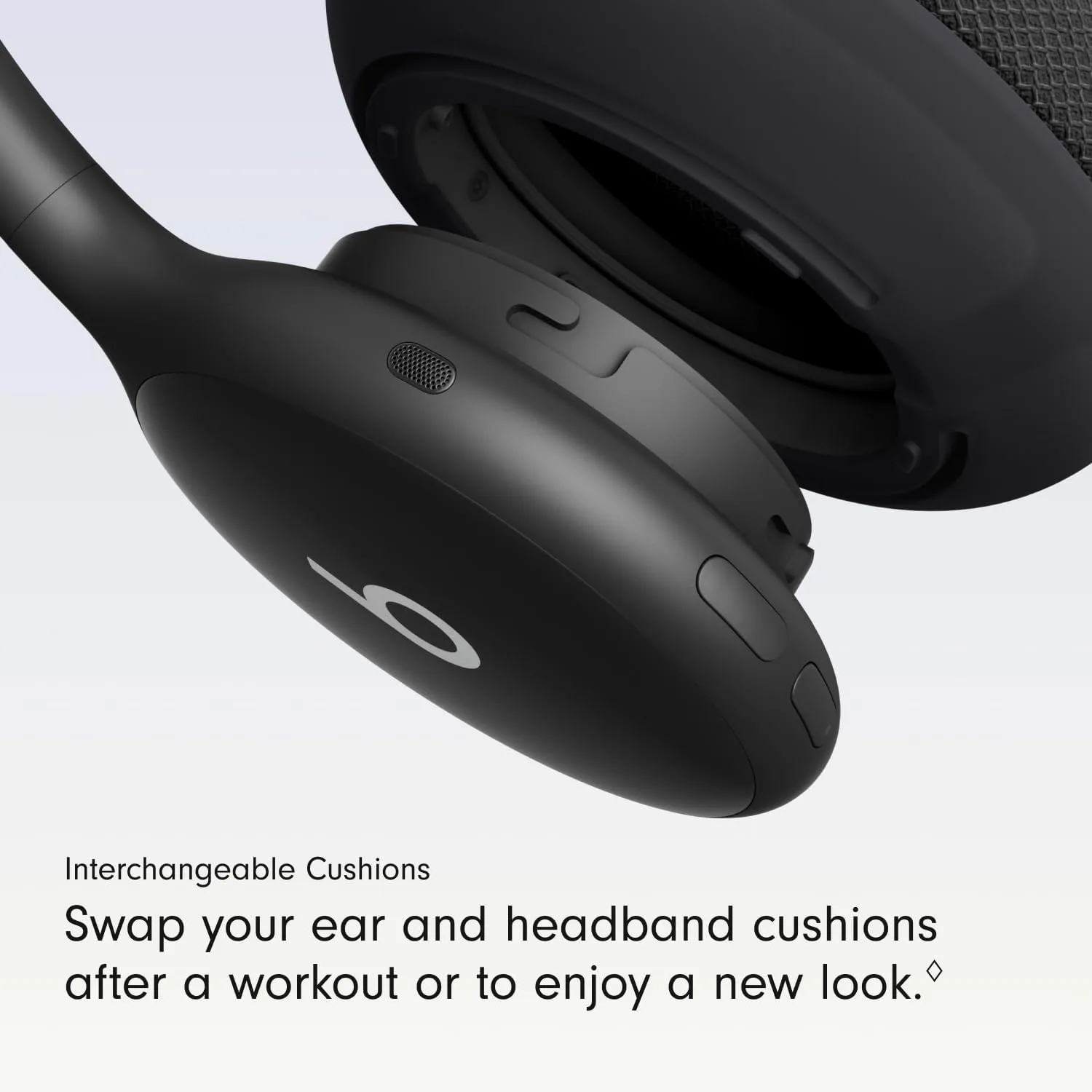 Beats 360 - Black Over-Ear Headphones with Black Performance Knit Cushions
