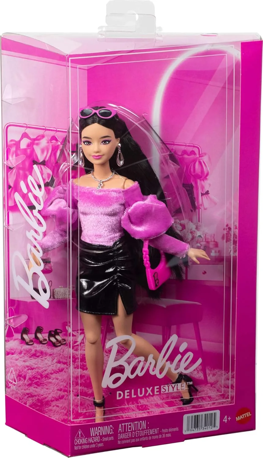 Barbie Deluxe Style Doll and Accessories #13