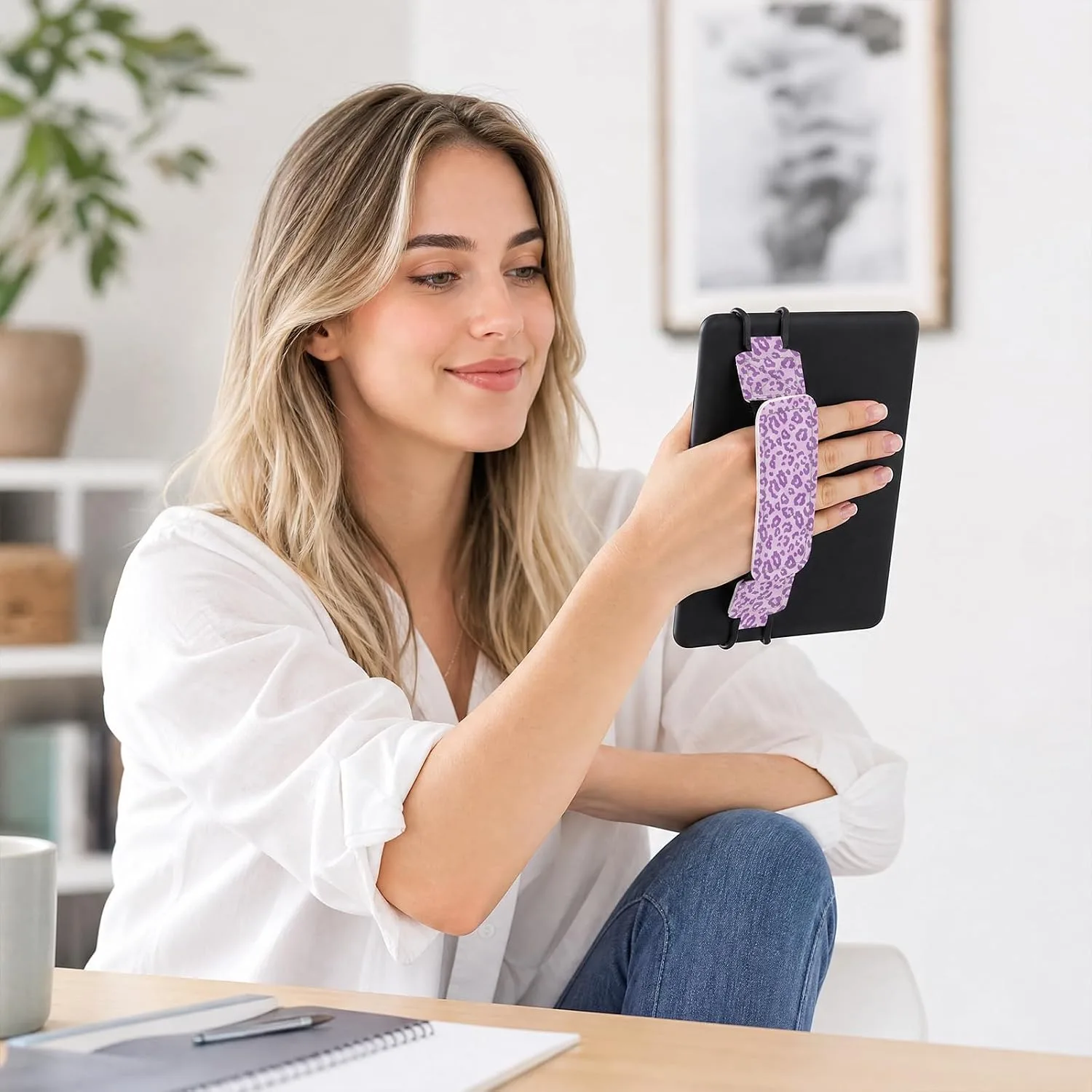 Hand Strap Accessories for Kindle - Purple Leopard Print Finger Grip for 6-8" Paperwhite 11th/12th Generation/Kobo/Sony Ereaders E-Book Tablet Versatile High Elasticity Holder for Reading