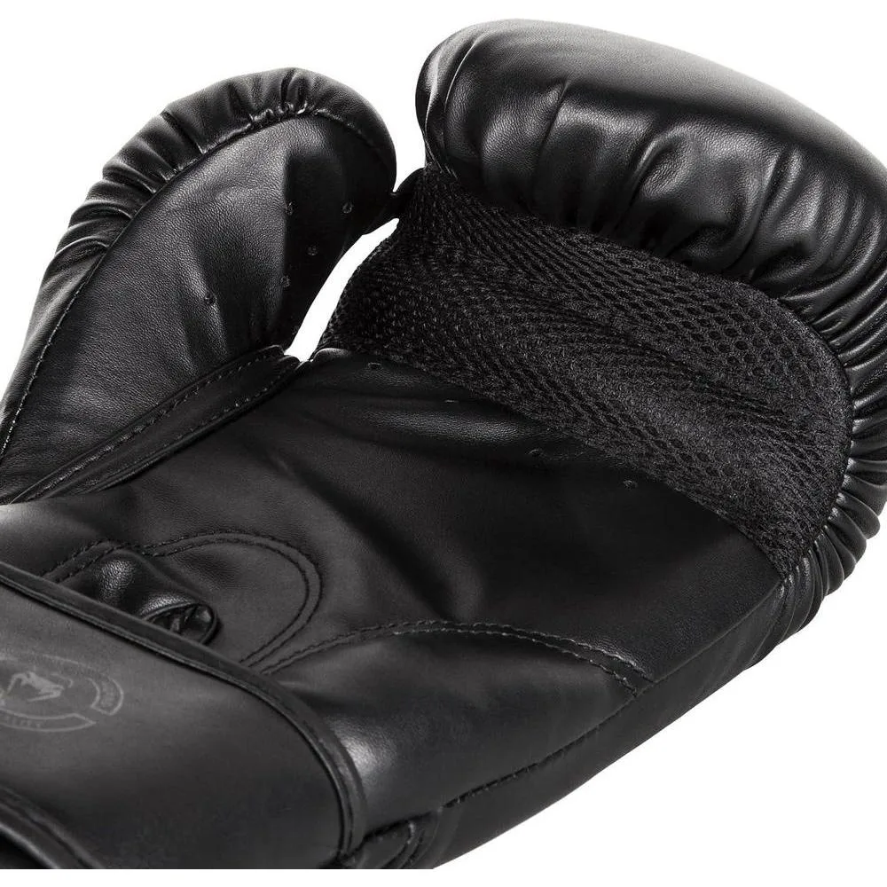 Guantes de boxeo Venum Challenger 2.0 de cuero sintético con ajuste seguro y diseño en negro
