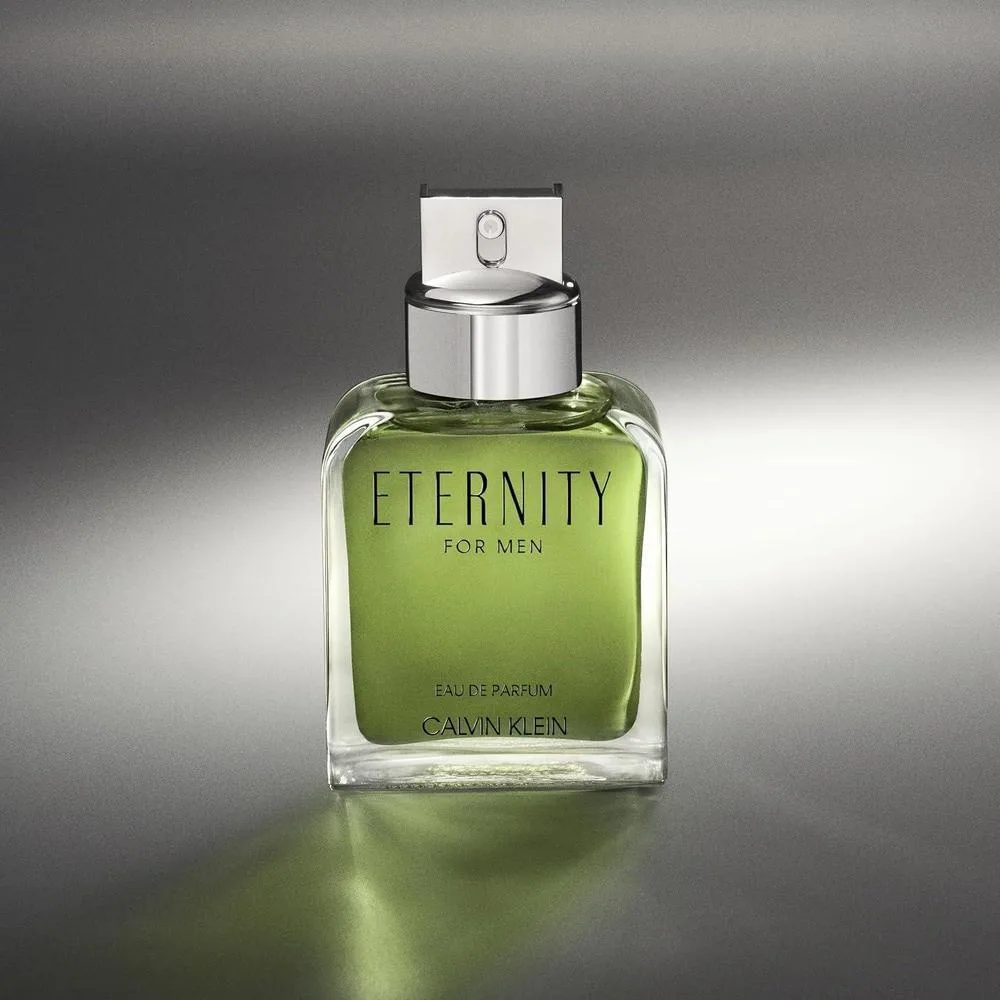 Calvin Klein Eternity Eau de Parfum, fragancia masculina amaderada con notas de salvia, ciprés y gamuza, perfume de lujo de larga duración