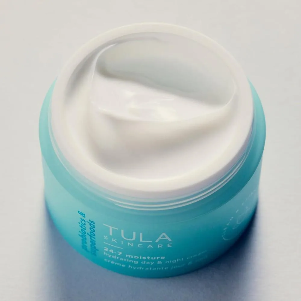 TULA Skin Care Crema Hidratante Día Y Noche 24-7 Con Extractos De Sandía Y Manzana