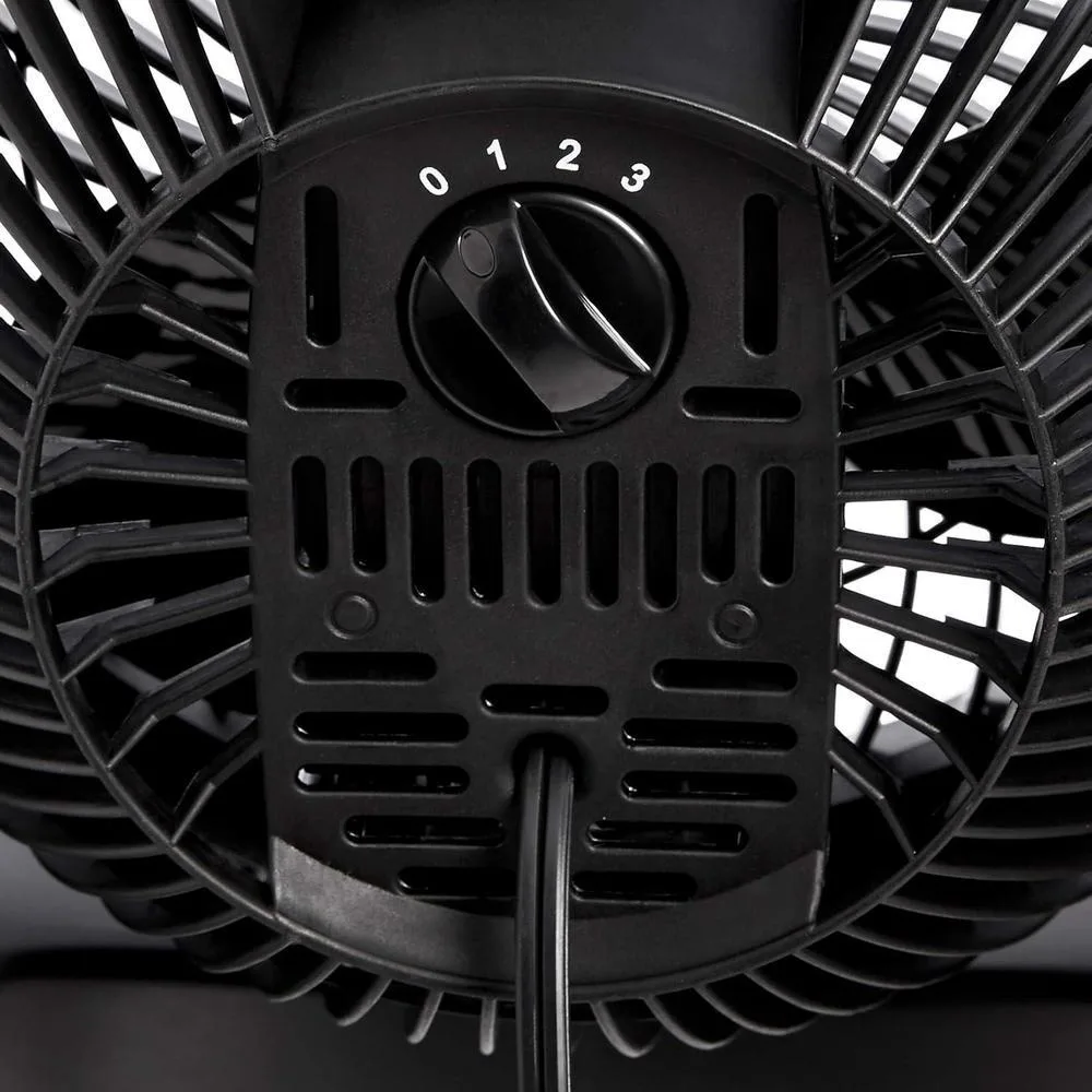 Ventilador Amazon Basics negro, incl. ajustable, 3 velocidades, portátil y eficiente. Ideal para mesas y escritorios