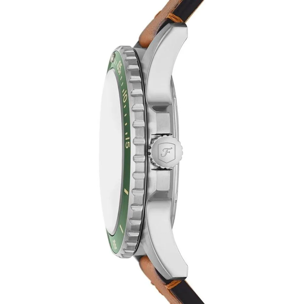 Reloj de pulsera Fossil para hombre, diseño acero inoxidable con correa de cuero marrón y resistencia al agua