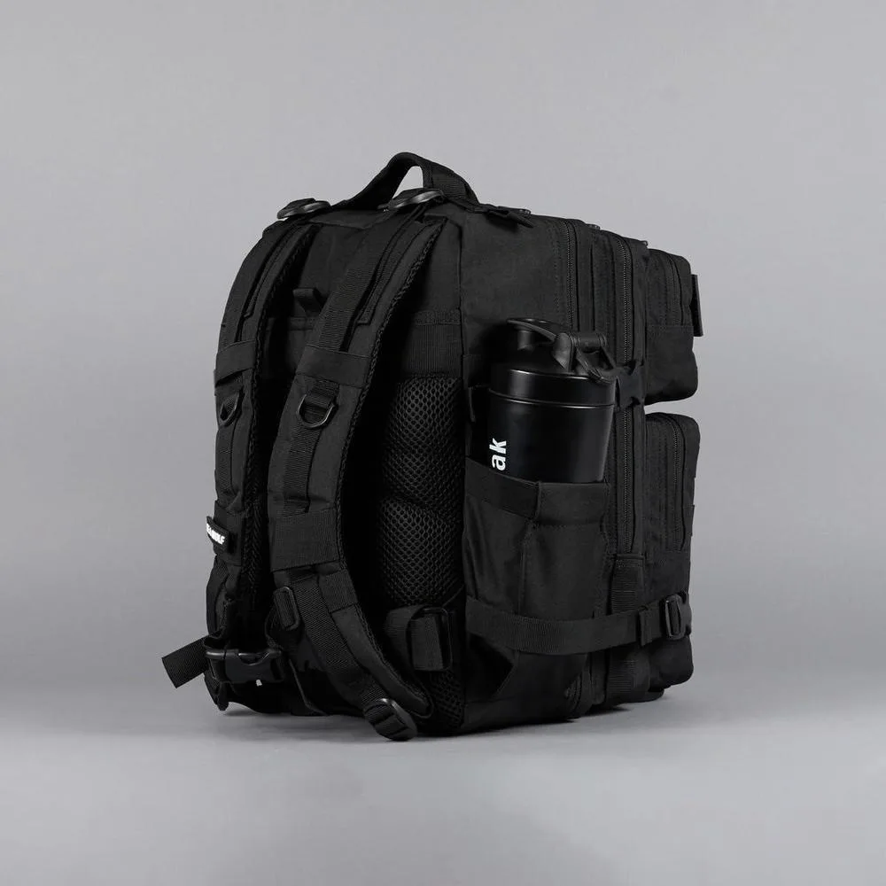 WOLFpak Mochila Negro Alpha de 25L resistente al agua, ideal para viaje o uso diario, con compartimento seguro y personalizable