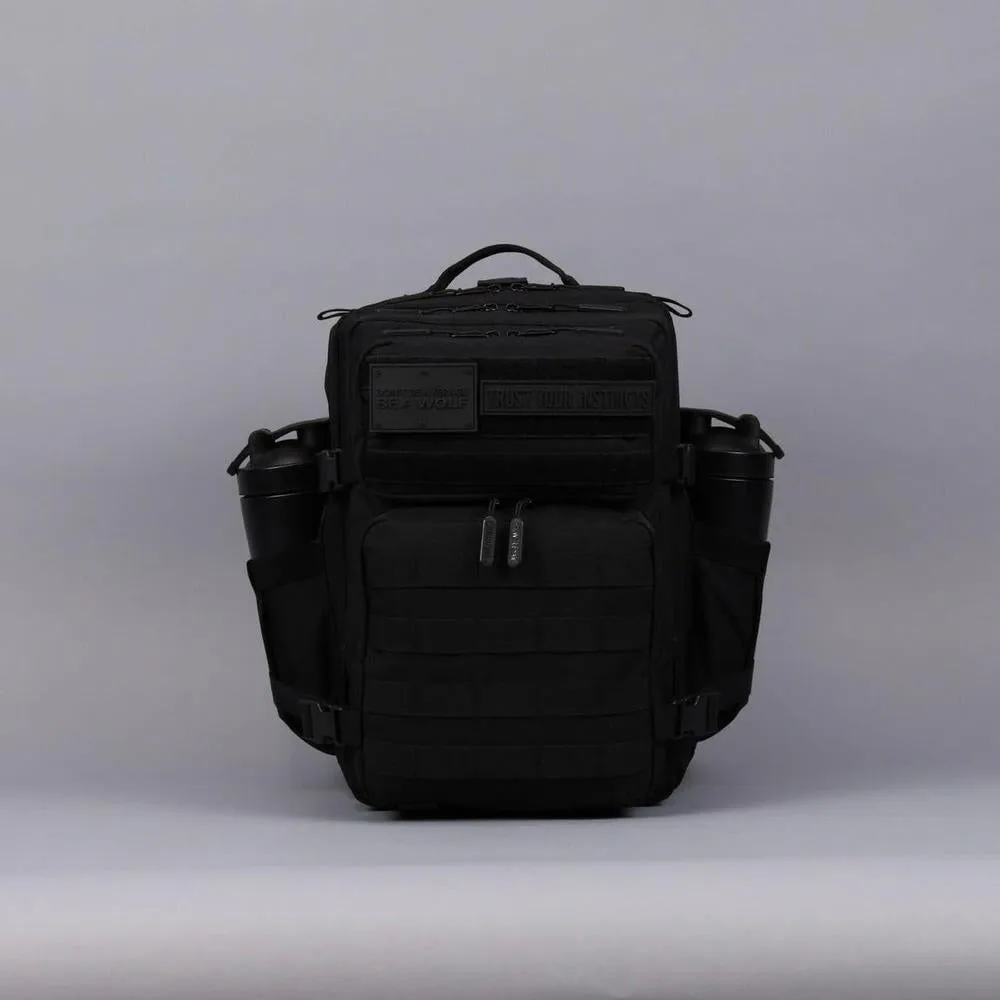 Mochila WOLFpak edición Nightshade de alta resistencia y personalización ideal para viajes y uso diario