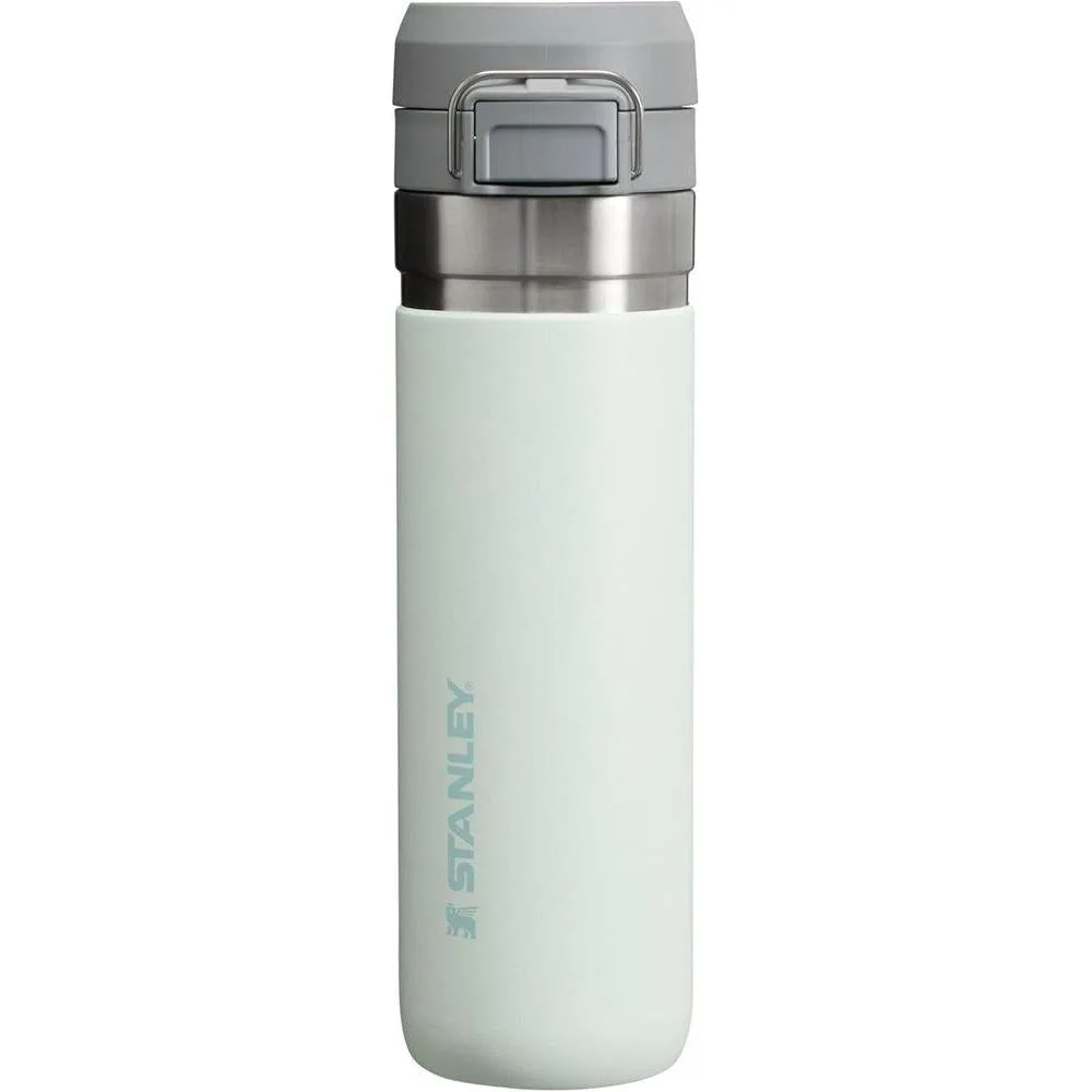Botella de agua Stanley Quick Flip GO con tapa de botón, a prueba de fugas, acero inoxidable aislado, sin BPA, color niebla