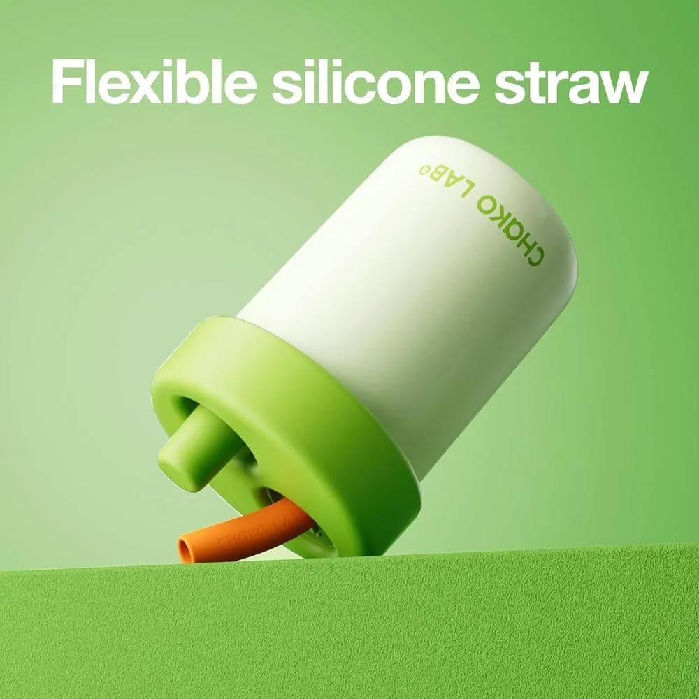 Botella de agua para niños de acero inoxidable, correa y tapa botón, diseño portátil y seguro para viajes, verde matcha
