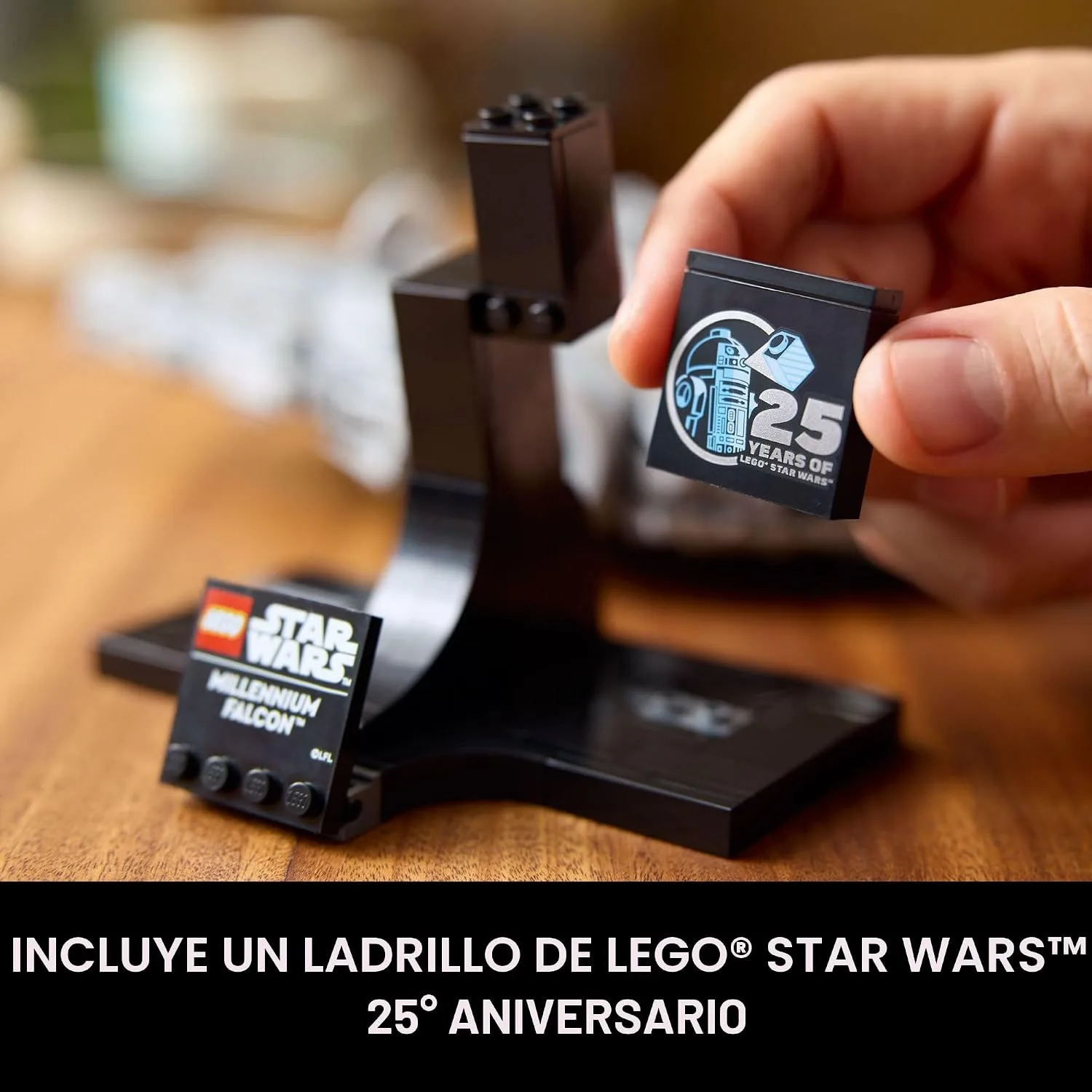 LEGO Star Wars Halcon Milenario 25 Aniversario 75375 miniatura 4