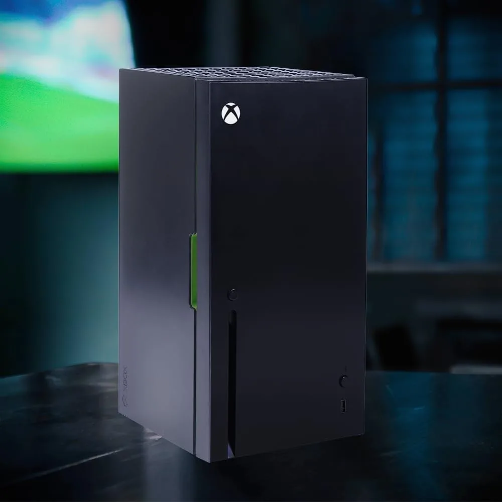 Mininevera réplica de Xbox Series X de Ukonic 4,5 L
