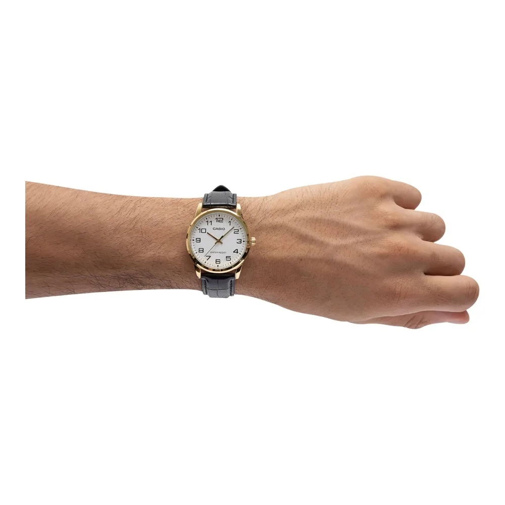 Reloj de pulsera Casio para hombre con correa de cuero negro y movimiento cuarzo, ideal para ocasiones especiales