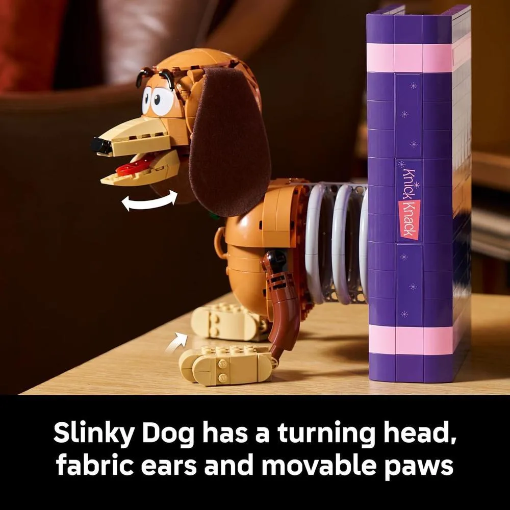 LEGO Toy Story Slinky Dog Bookends: Set de construcción para adultos. Incluye detalles únicos y figuras de Woody y Slinky