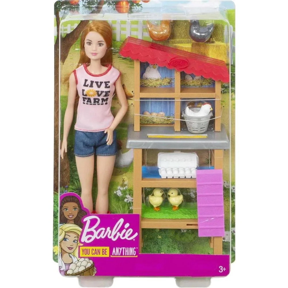 Barbie Chicken Farmer Doll pelirroja con gallinero, 3 gallinas, 2 pollitos y más. Juguete temático de carrera para niños de 3 a 7 años