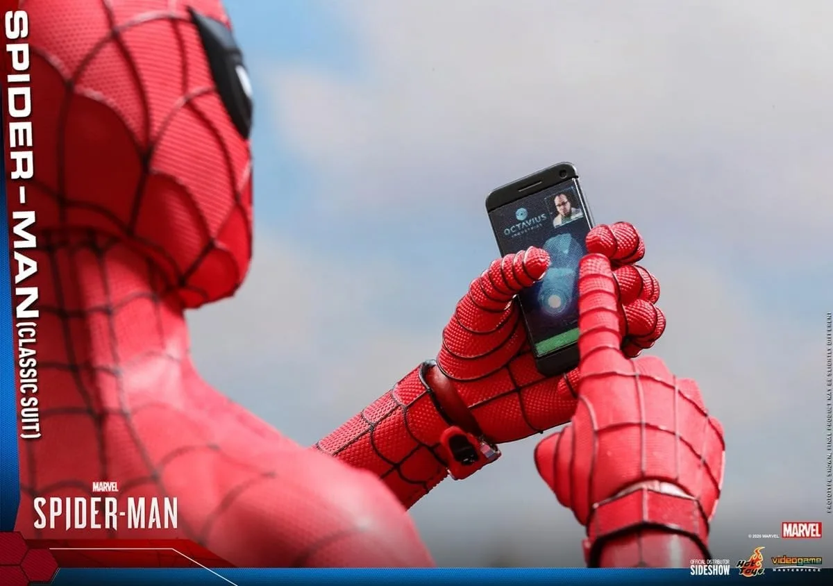 Hot Toys Versión de traje clásico de Spider-Man 1:6
