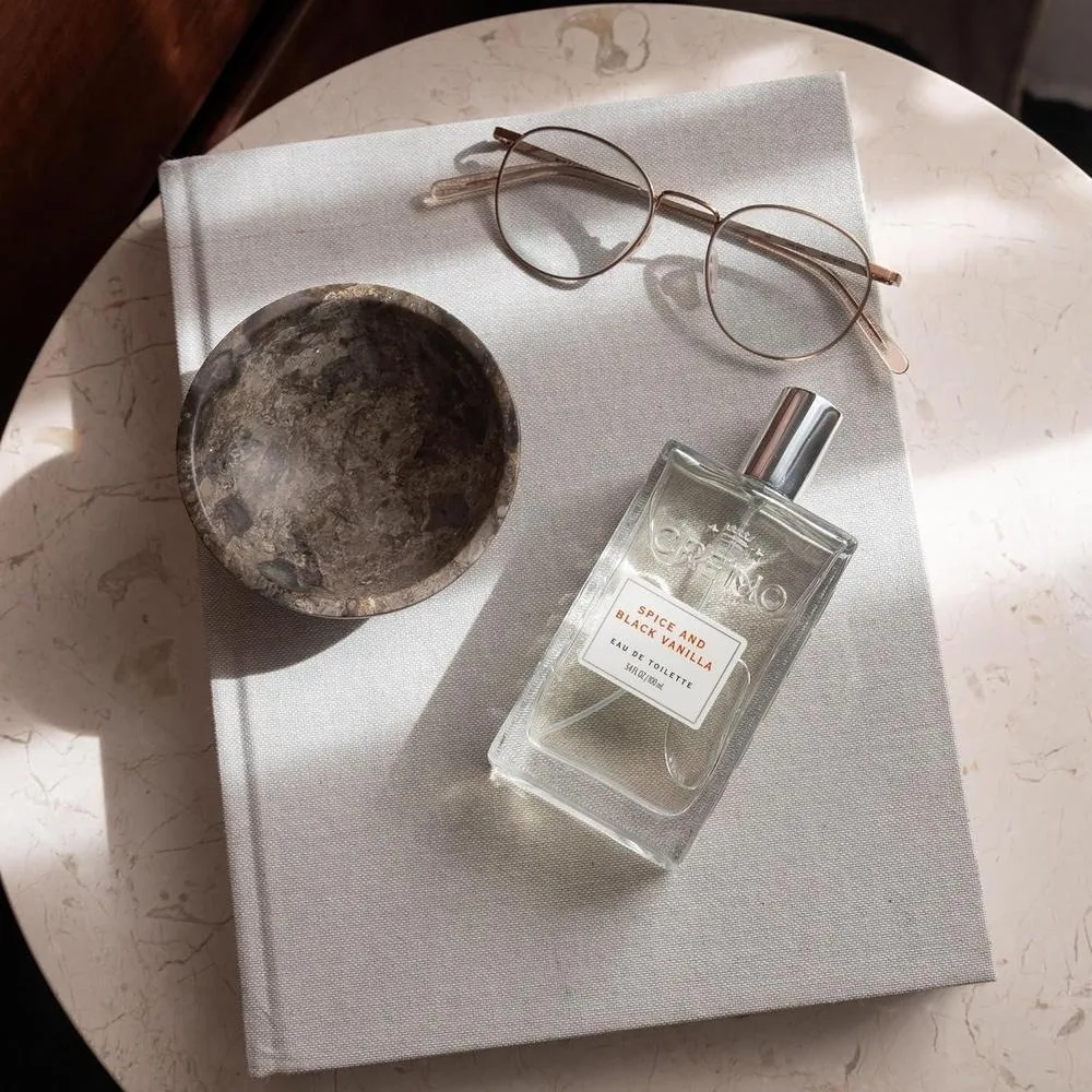 Cremo Colonia Masculina: Aroma de Especias Vibrantes, Maderas Oscuras y Vainilla Negra - Fragancia Firma Multi-Capas