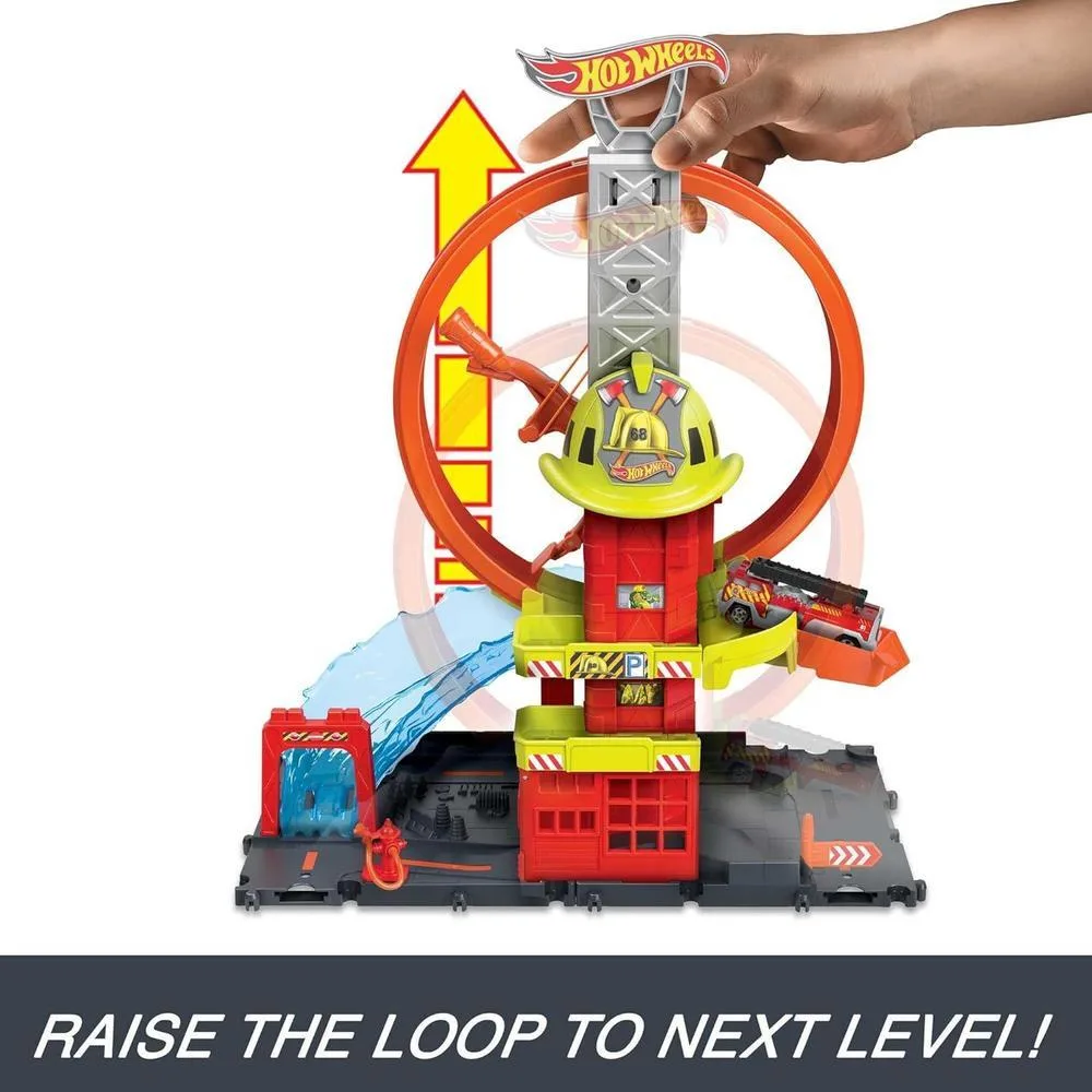 Hot Wheels City con auto de juguete, elevador manual, rampa temática y conexión a otros sets, Estación de Bomberos con super loop